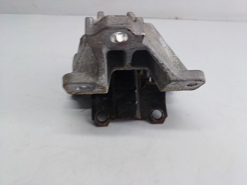 2014 MITSUBISHI Outlander 2.3 Diesel Engine Mount