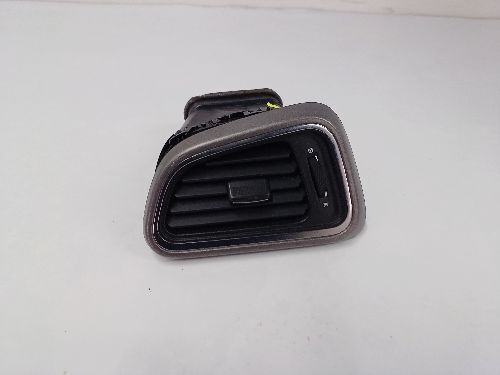 RENAULT Kadjar 1.6 Diesel 2015-2018 Dash Vent Left Side Outer