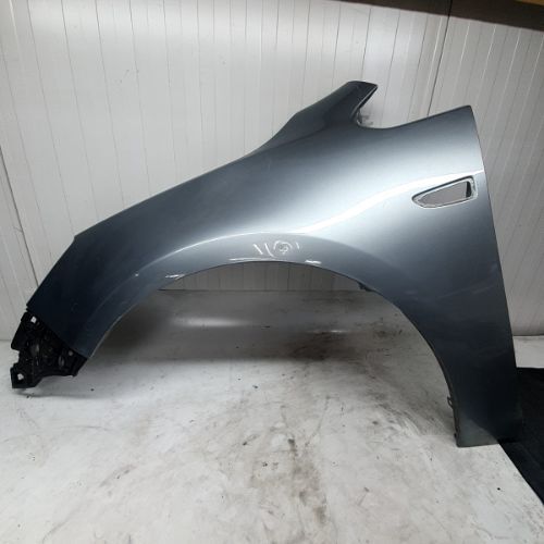 2009-2015 VAUXHALL Astra J Wing Right Side Silver Z183