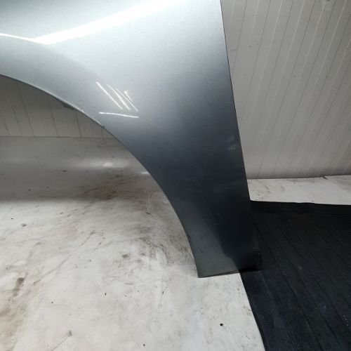 2009-2015 VAUXHALL Astra J Wing Right Side Silver Z183