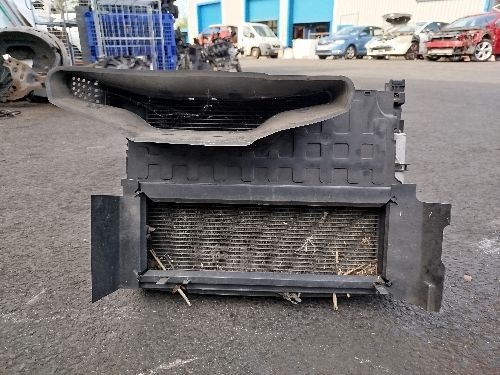 RENAULT CLIO 1.2 MK4 2012-2016 Radiator Rad Pack