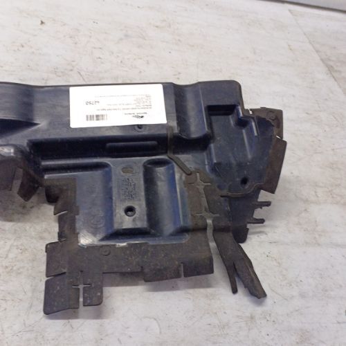 2016-2024 PEUGEOT EXPERT 1.5 MK4 EWP Right Air Deflector Trim
